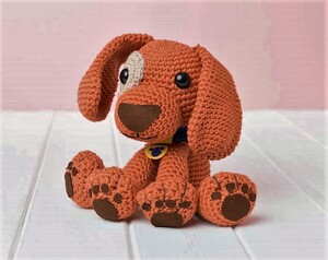 A crochet puppy